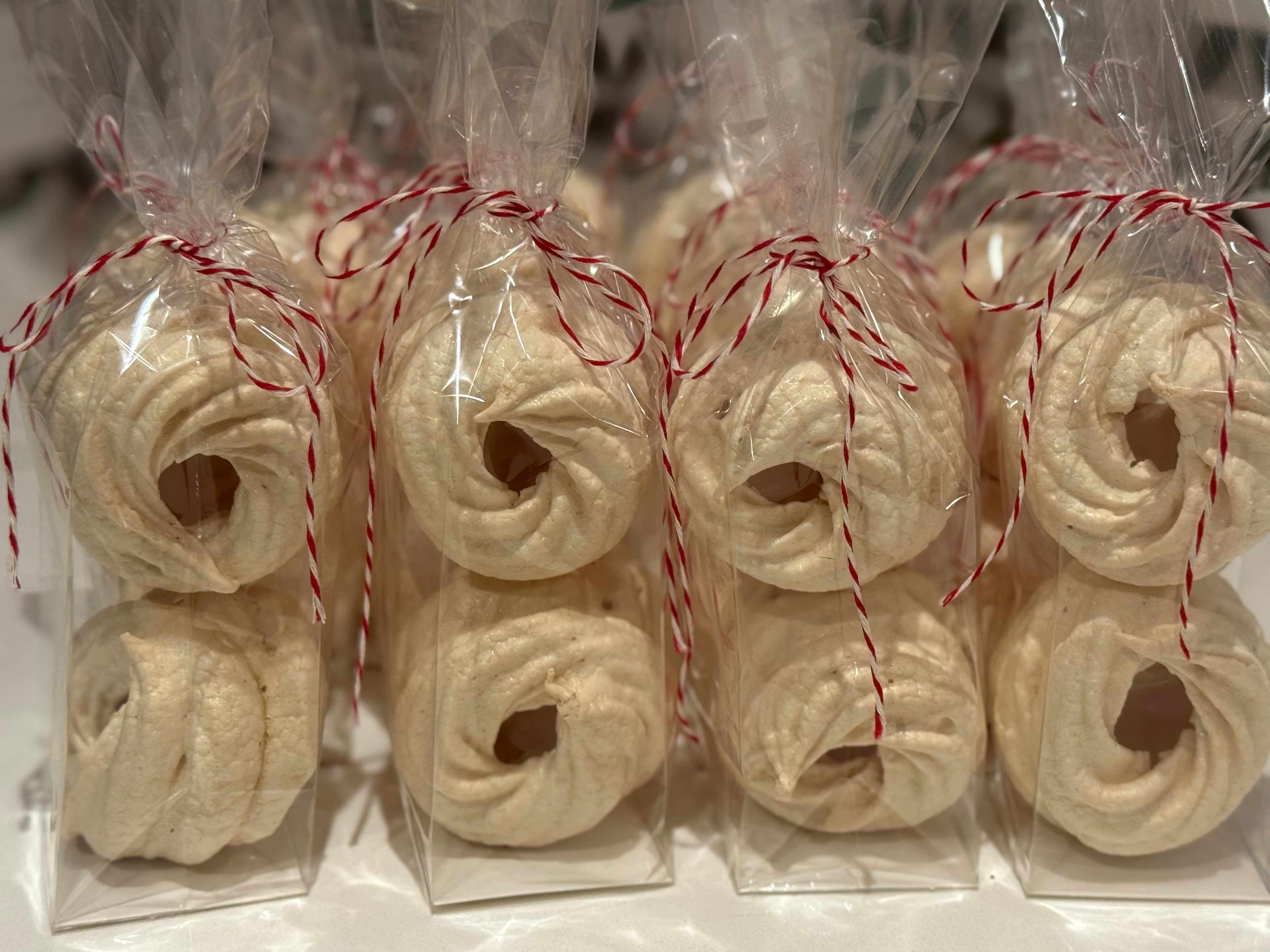 Pavlova Meringues (GF)